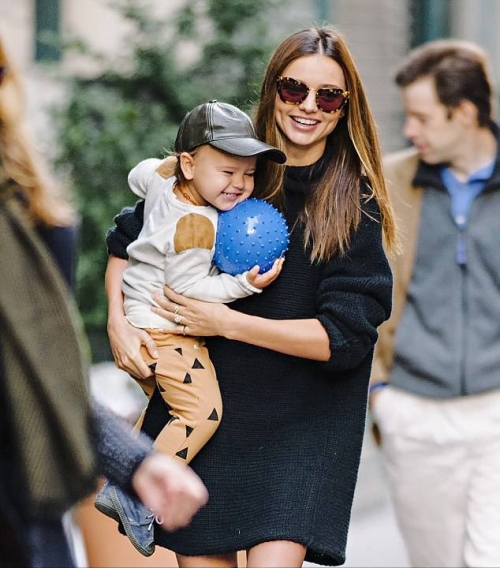 Миранда Керр с сыном Флинном Блум