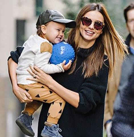 Миранда Керр с сыном Флинном Блум