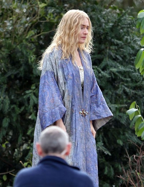 Кейт Уинслет на съемочной площадке фильма A Little Chaos
