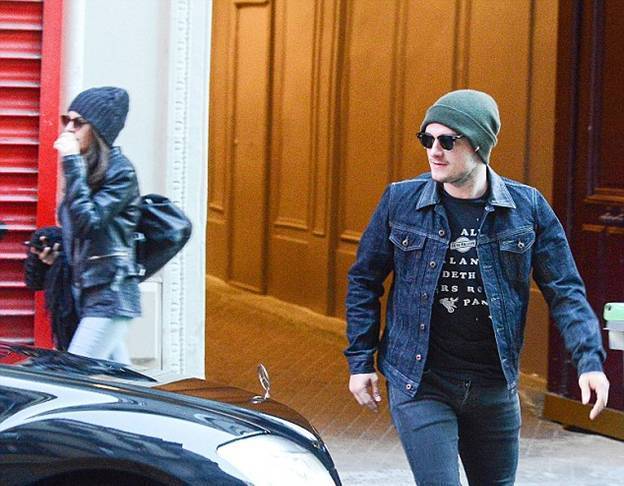 Джош Хатчерсон и Клаудия Траисак в Париже