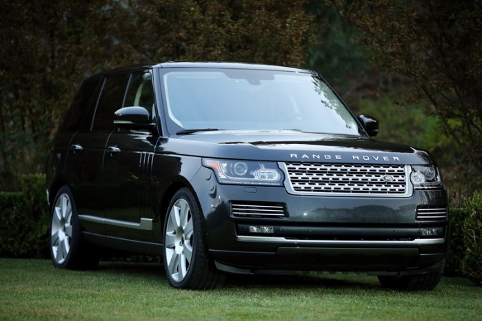 Также Эмбер хочет получить черный Range Rover.