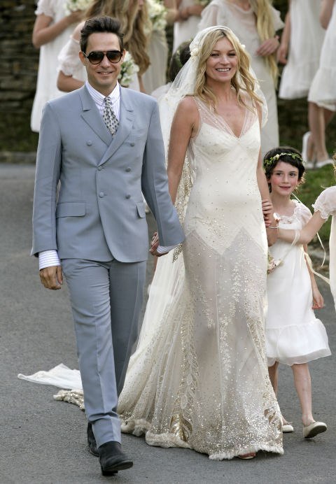 Кейт Мосс в платье от John Galliano