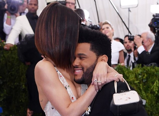 Селена Гомес и The Weeknd дебютировали на красной дорожке