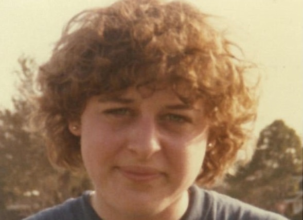 Угадай, кто? Американская звезда показала, как выглядела в 15 лет