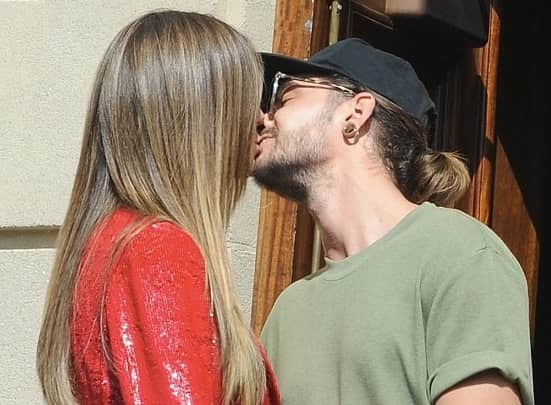 Застукали за поцелуями: у Хайди Клум роман с гитаристом группы Tokio Hotel (ФОТО)