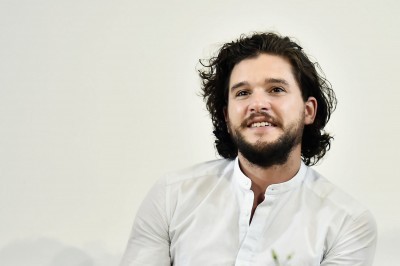 Кит Харингтон упрекнул студию Marvel в гомофобии